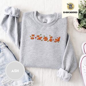 Ash Autumn Foxes Embroidered Sweatshirt