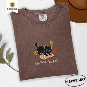 Espresso Black Cat and Book Embroidered T-Shirt