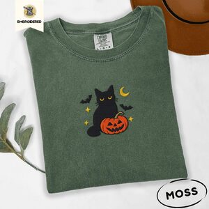 Moss Black Cat and Pumpkin Embroidered T-Shirt