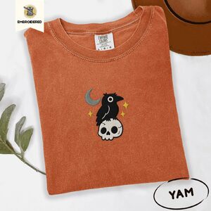 Yam Crescent Moon Crow and Skull Embroidered T-Shirt