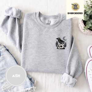 Ash Crow And Skull Embroidered Sweatshirt