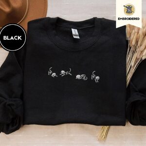 Black Five Posing Skeleton Cats Embroidered Sweatshirt