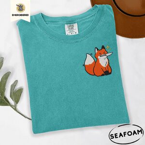 Seafoam Fox with Knife Embroidered T-Shirt