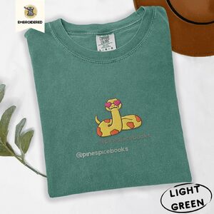 Light Green Heart Sunglasses Snake Embroidered T-Shirt