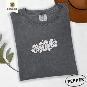 Pepper Hibiscus Flowers Embroidered T-Shirt