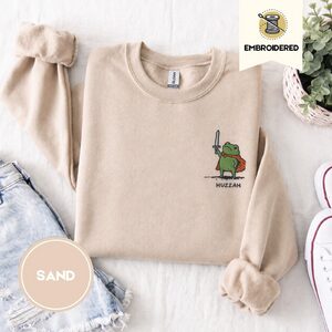 Sand Huzzah Frog Knight Embroidered Sweatshirt