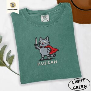 Light Green Huzzah Knight Cat Embroidered T-Shirt