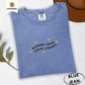 Blue Jean Library Slogan and Yellow Stars Embroidered T-Shirt