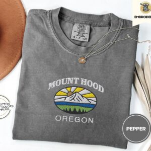 Pepper Mount Hood Oregon Embroidered T-Shirt