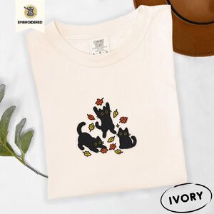 Ivory Playful Cat Trio Embroidered T-Shirt