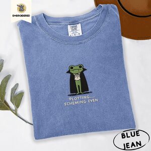 Blue Jean Plotting Vampire Frog Embroidered T-Shirt