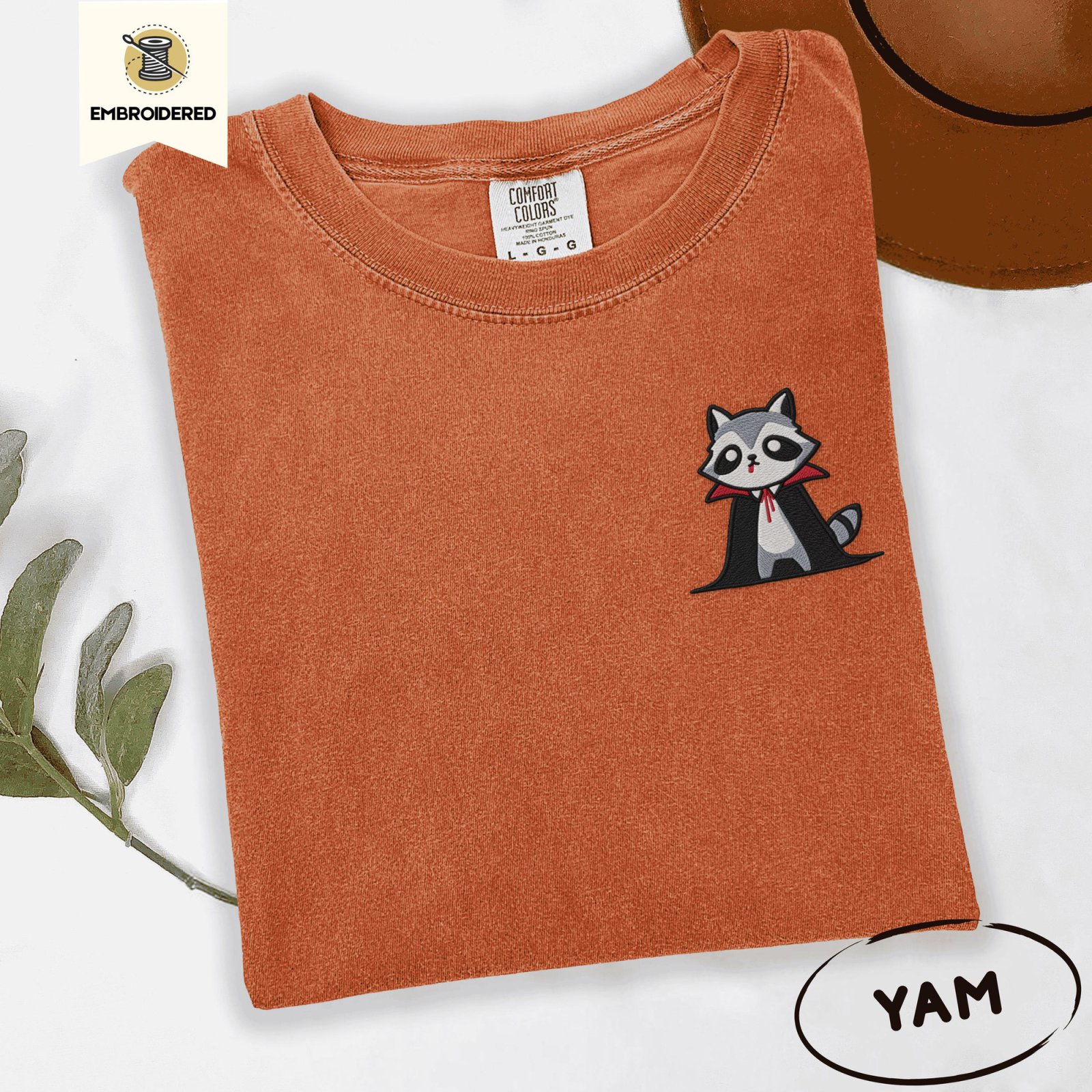 Yam Red Collar Vampire Raccoon Embroidered T-Shirt