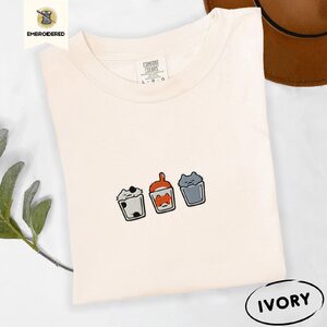 Ivory Three Cats in Glasses Embroidered T-Shirt