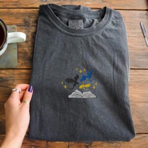 Pepper Three Dragons and Golden Stars Embroidered T-Shirt