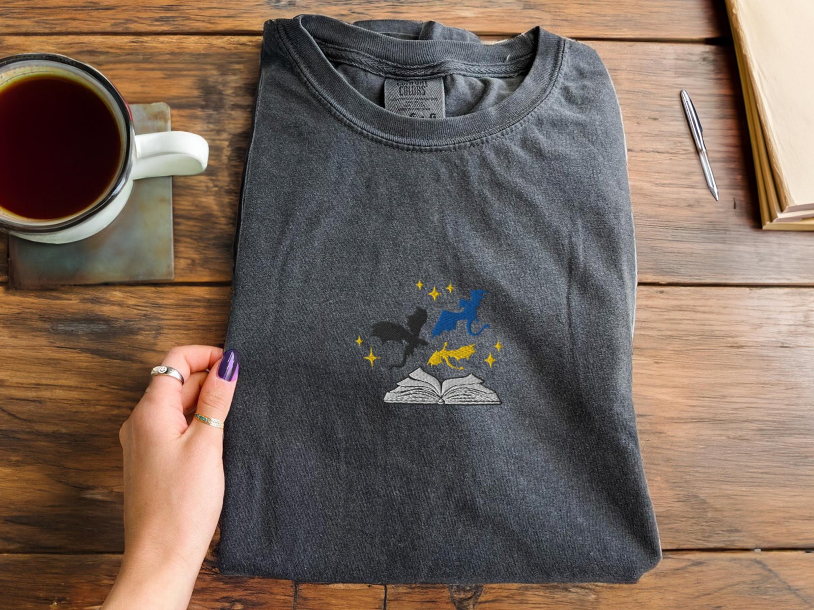 Pepper Three Dragons and Golden Stars Embroidered T-Shirt