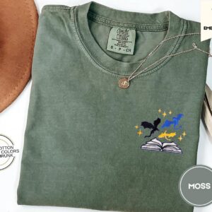 Moss Three Dragons and Stars Embroidered T-Shirt