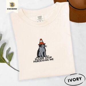 Ivory Traffic Cone Cat Embroidered T-Shirt