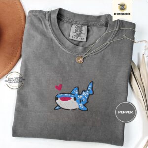 Pepper Whale Shark Heart Embroidered T-Shirt