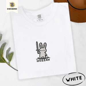 White White Rabbit Raised Sword Embroidered T-Shirt