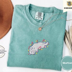 Seafoam Wildflower Cat Embroidered T-Shirt